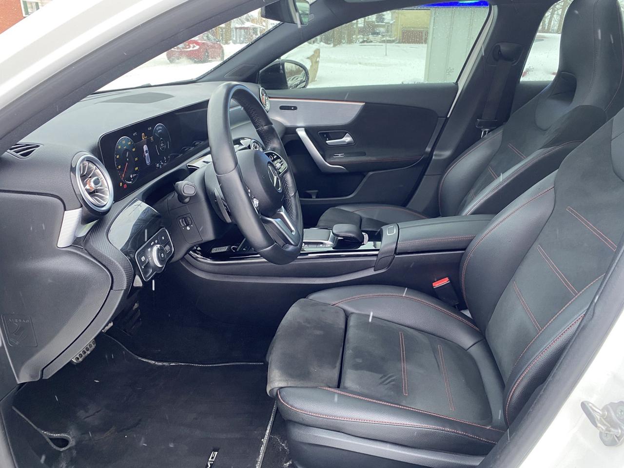 2021 Mercedes-Benz A-Class A 250 4MATIC Photo