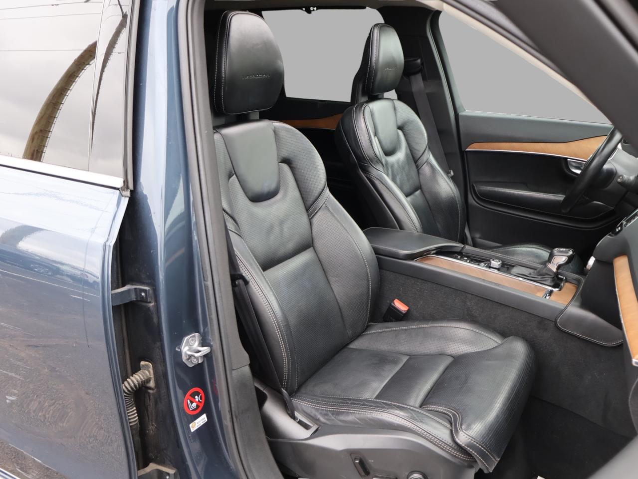 2018 Volvo XC90 T6 INSCRITION AWD CERTIFIED *7 SEATS*VOLVO MAINTAIN* CAMERA NAV BLUETOOTH LEATHER HEATED SEATS PANO ROOF CRUISE ALLOYS Photo