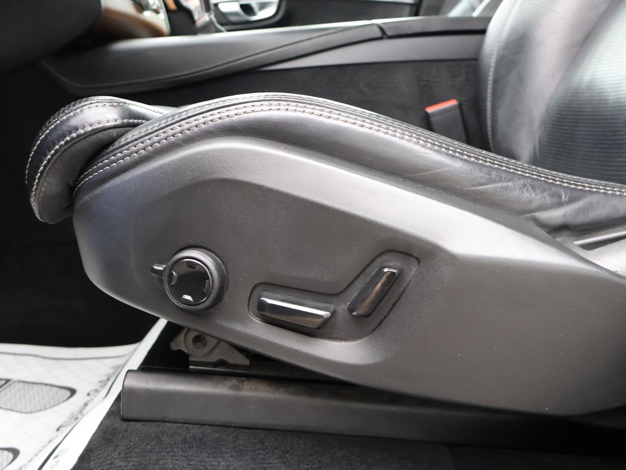 2018 Volvo XC90 T6 INSCRITION AWD CERTIFIED *7 SEATS*VOLVO MAINTAIN* CAMERA NAV BLUETOOTH LEATHER HEATED SEATS PANO ROOF CRUISE ALLOYS Photo