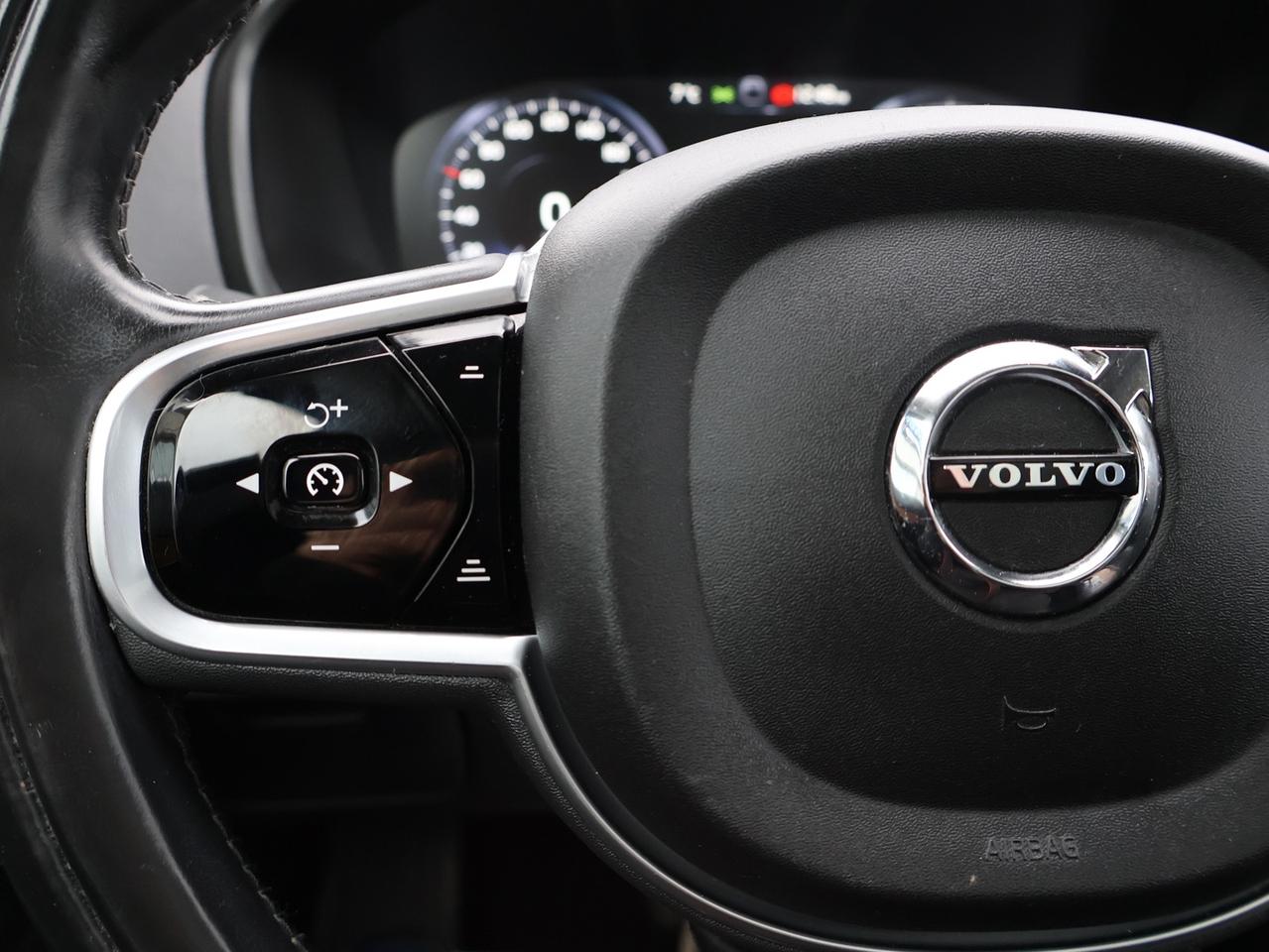 2018 Volvo XC90 T6 INSCRITION AWD CERTIFIED *7 SEATS*VOLVO MAINTAIN* CAMERA NAV BLUETOOTH LEATHER HEATED SEATS PANO ROOF CRUISE ALLOYS Photo