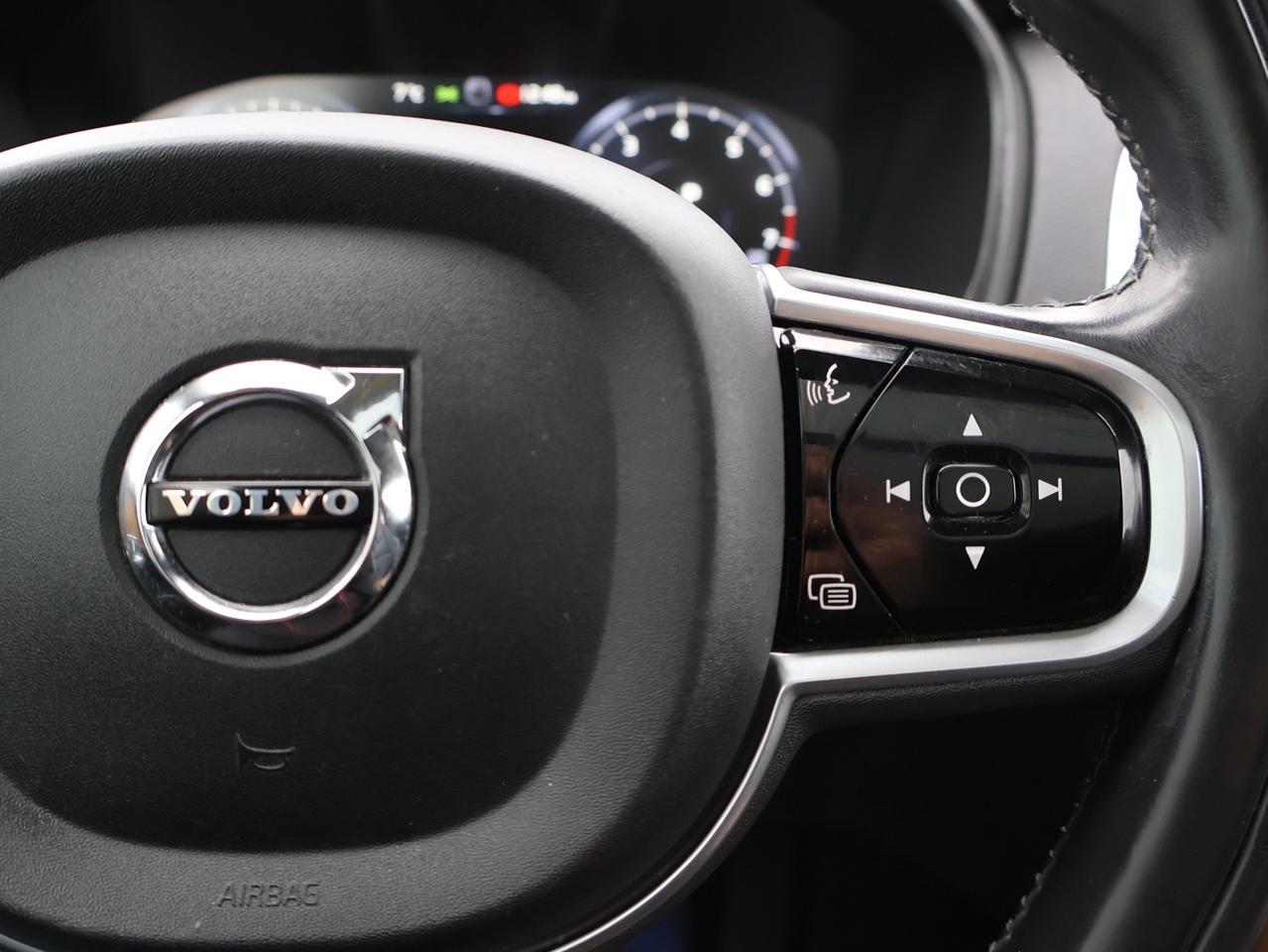 2018 Volvo XC90 T6 INSCRITION AWD CERTIFIED *7 SEATS*VOLVO MAINTAIN* CAMERA NAV BLUETOOTH LEATHER HEATED SEATS PANO ROOF CRUISE ALLOYS Photo