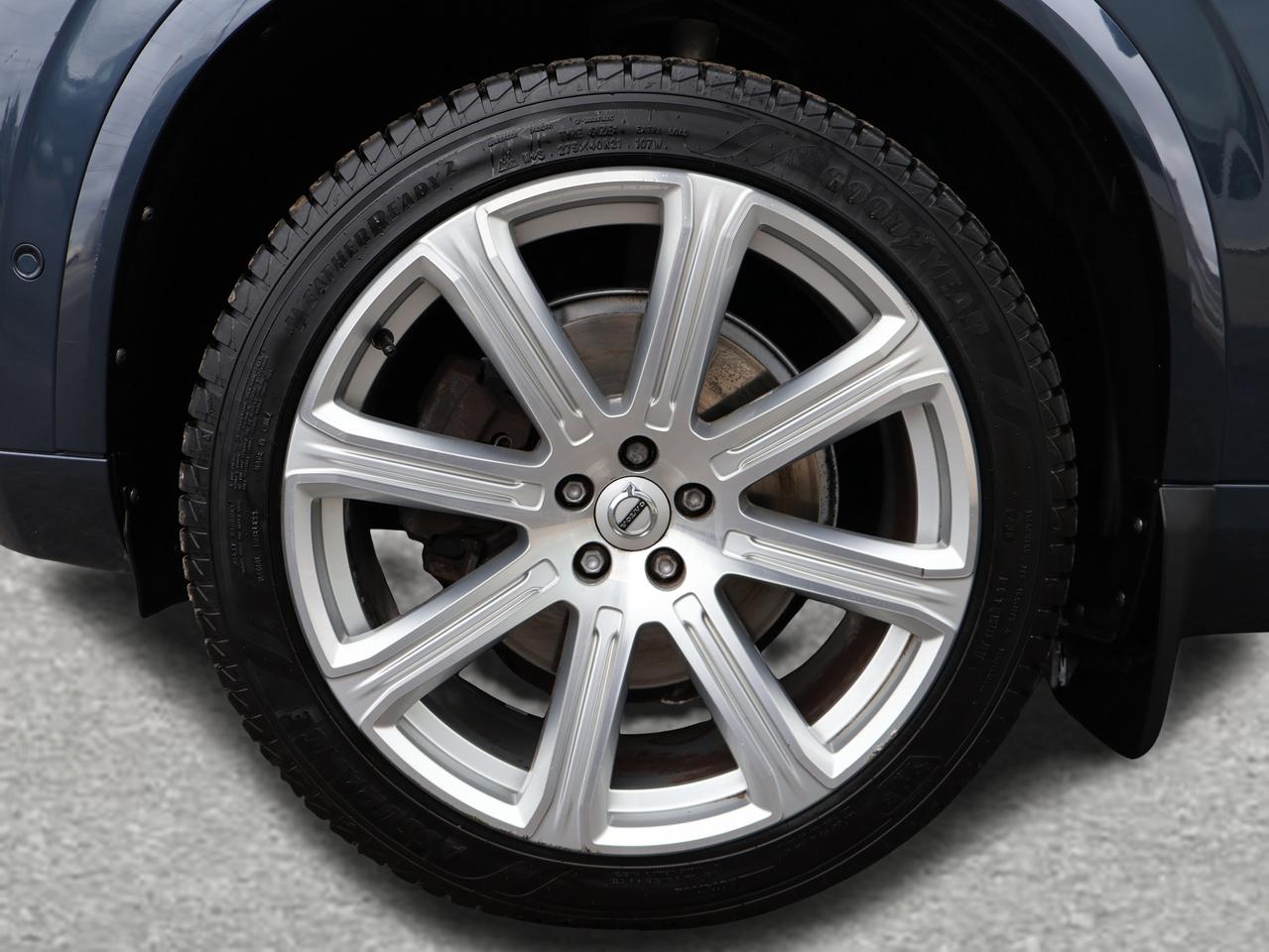 2018 Volvo XC90 T6 INSCRITION AWD CERTIFIED *7 SEATS*VOLVO MAINTAIN* CAMERA NAV BLUETOOTH LEATHER HEATED SEATS PANO ROOF CRUISE ALLOYS Photo