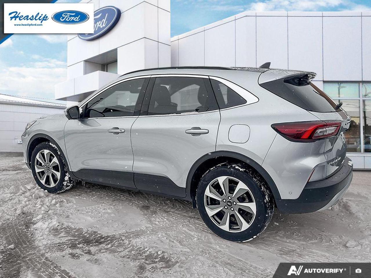 2024 Ford Escape Platinum Photo3