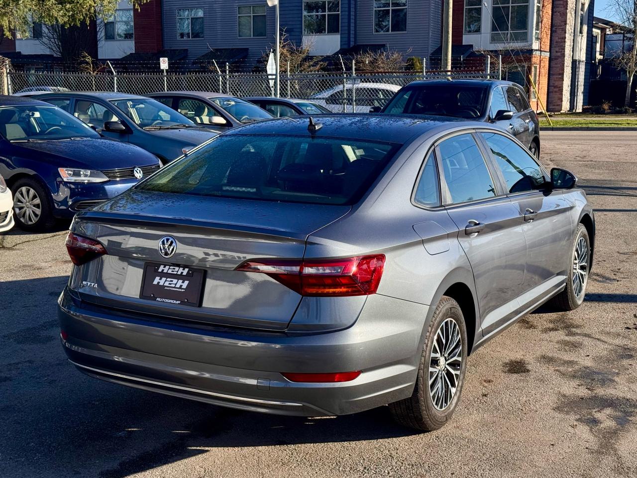 2019 Volkswagen Jetta FINANCING AVAILABLE Photo5