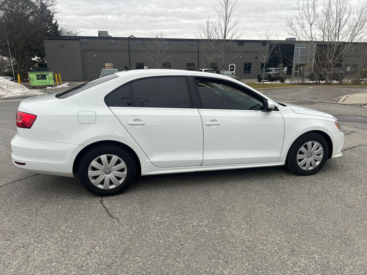 2015 Volkswagen Jetta TRENDLINE+ Photo