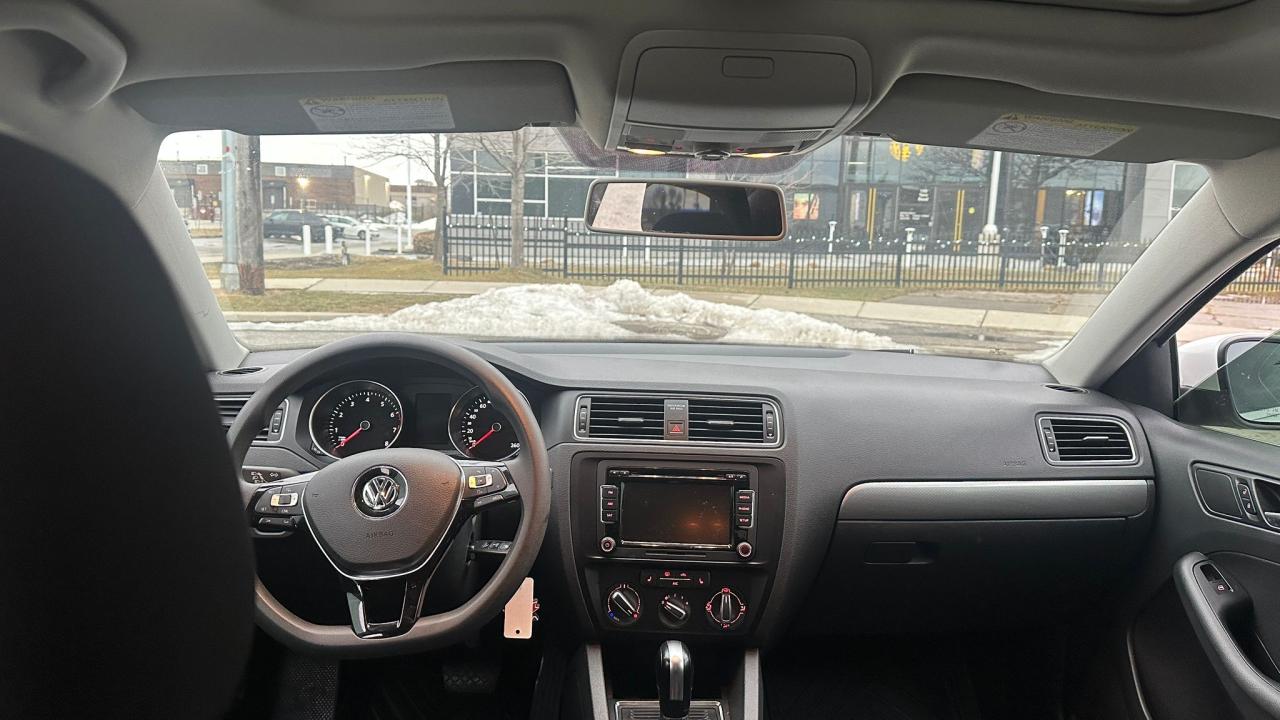 2015 Volkswagen Jetta TRENDLINE+ Photo