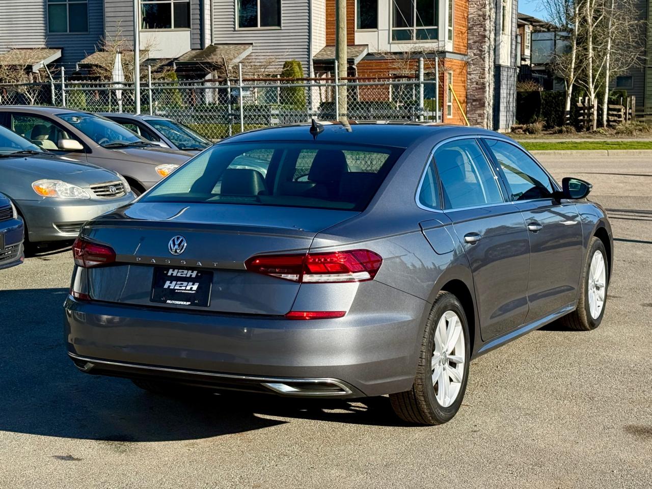 2021 Volkswagen Passat FINANCING AVAILABLE Photo5