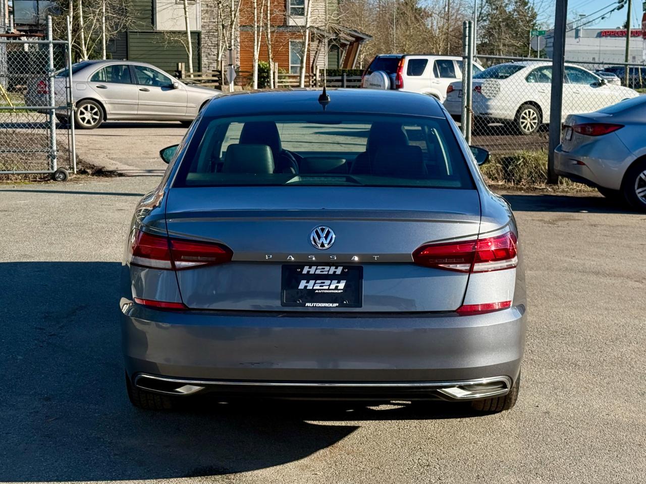 2021 Volkswagen Passat FINANCING AVAILABLE Photo6