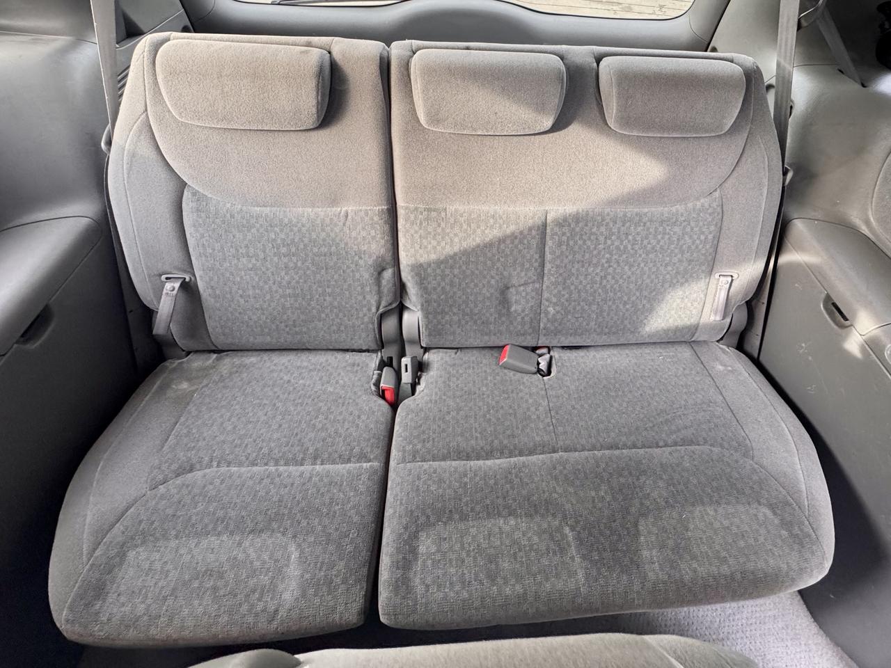 2004 Toyota Sienna FINANCING AVAILABLE Photo14