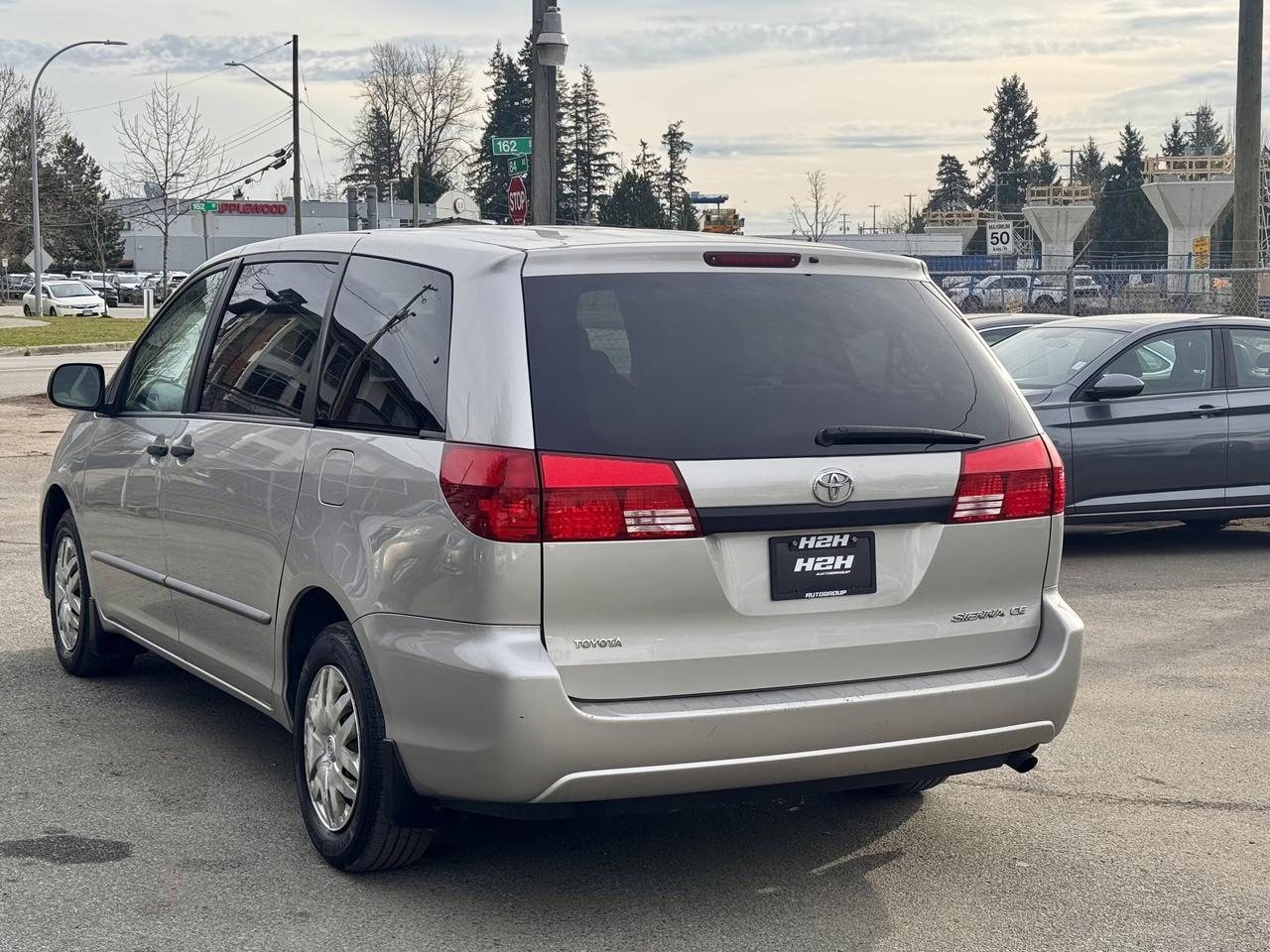 2004 Toyota Sienna FINANCING AVAILABLE Photo7