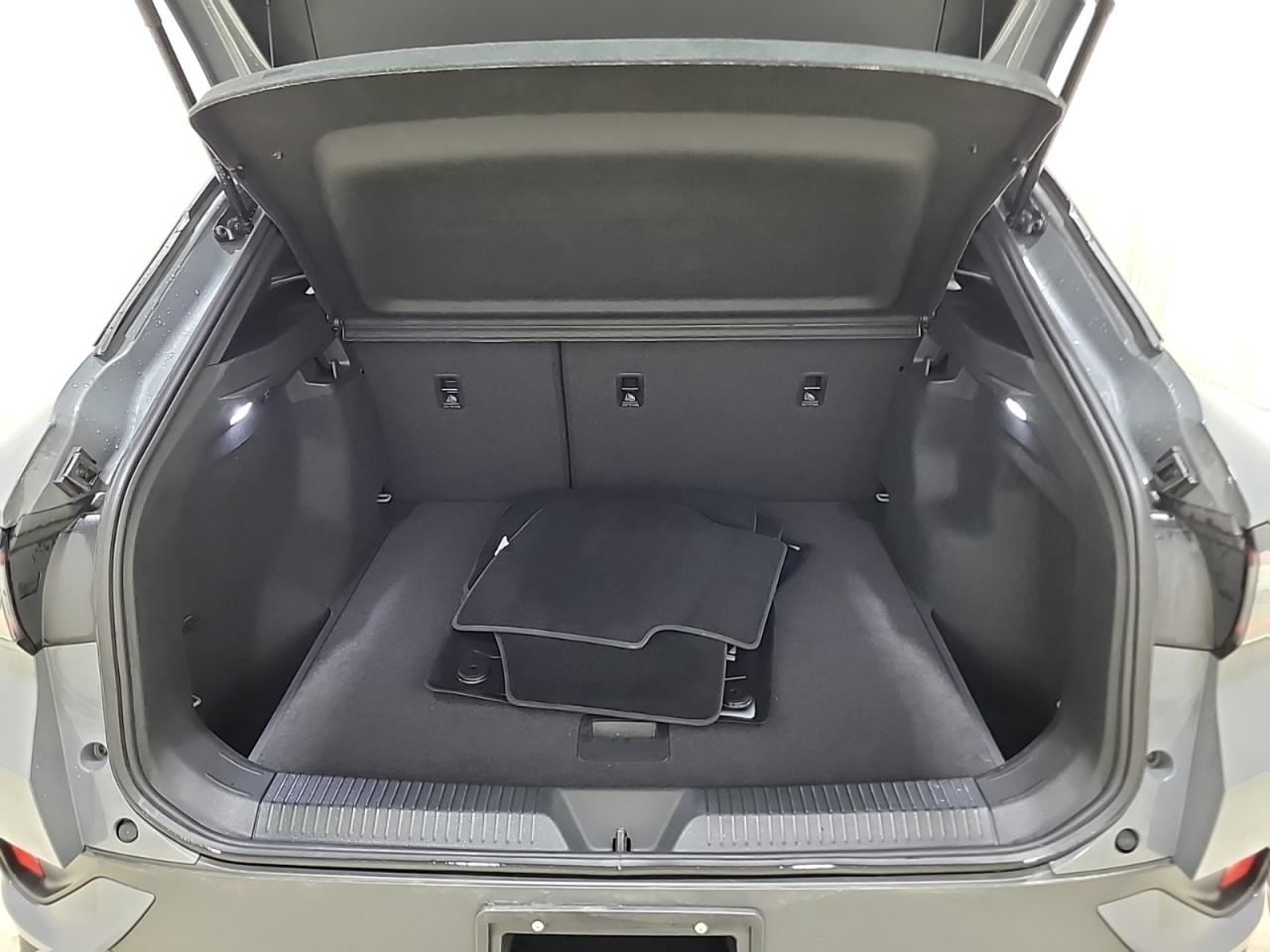 2024 Volkswagen ID.4 Pro AWD - Blind Spot Monitor - Reverse Camera !! Photo