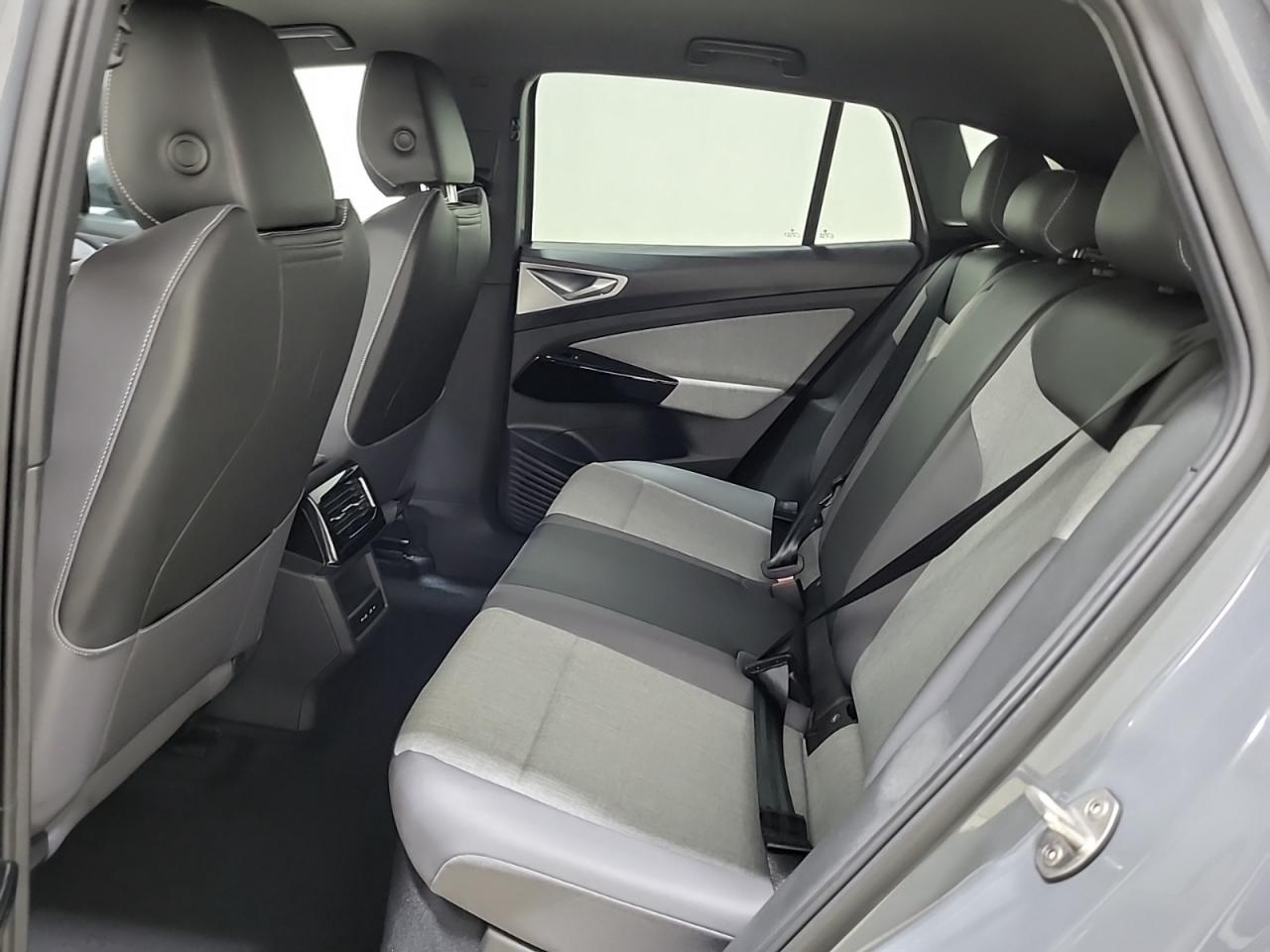 2024 Volkswagen ID.4 Pro AWD - Blind Spot Monitor - Reverse Camera !! Photo