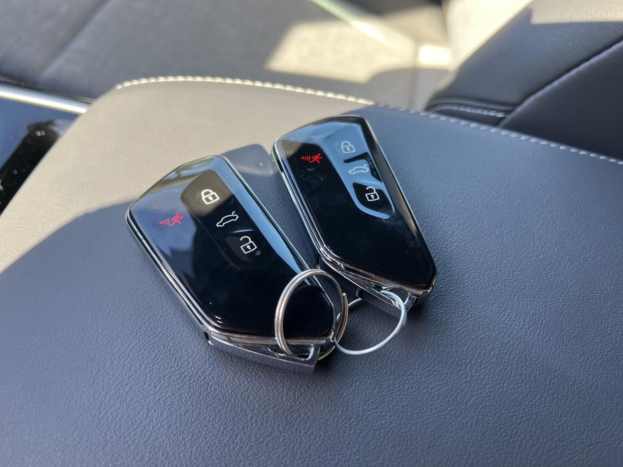 2024 Volkswagen ID.4 Pro AWD - Blind Spot Monitor - Reverse Camera !! Photo