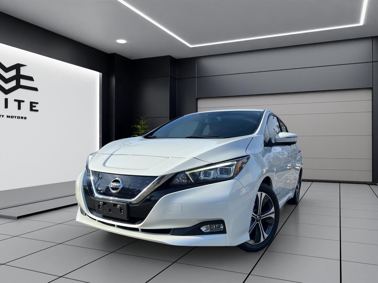 2018 Nissan Leaf SL PKG - Hatchback - Leather - 85,000Kms !! Photo