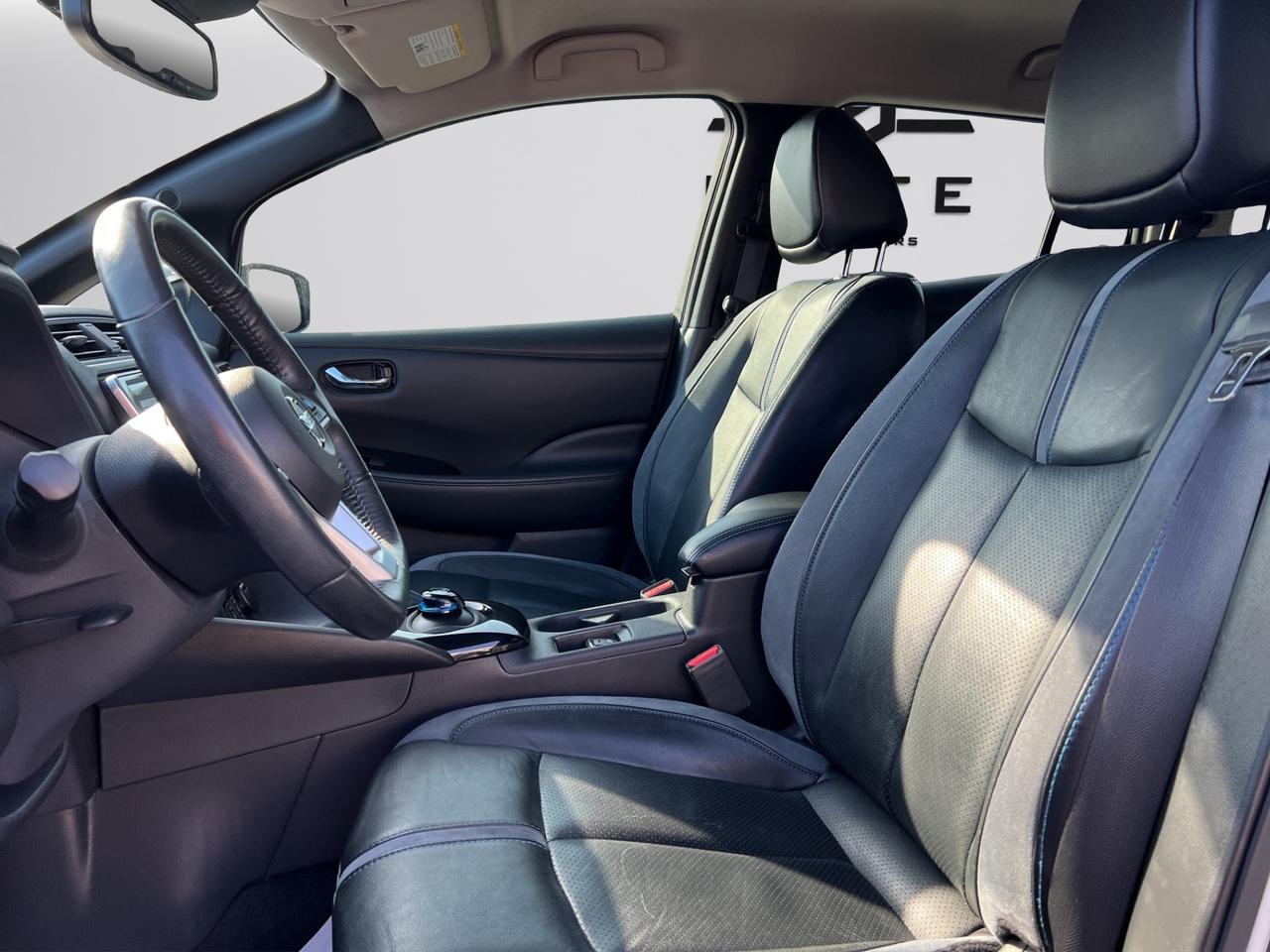 2018 Nissan Leaf SL PKG - Hatchback - Leather - 85,000Kms !! Photo