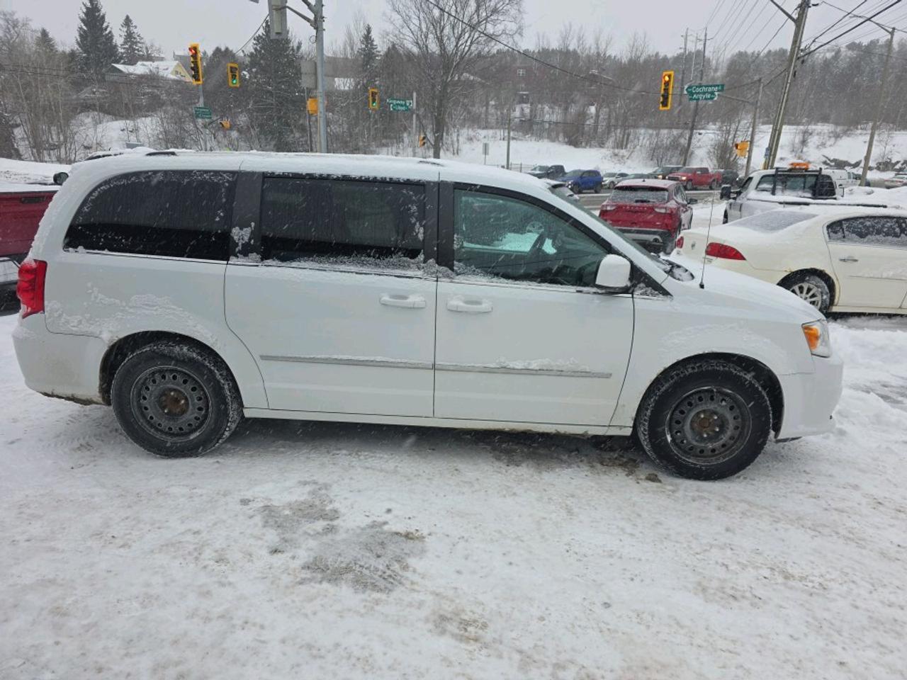 2017 Dodge Grand Caravan Crew CREW PLUS LOADED Photo