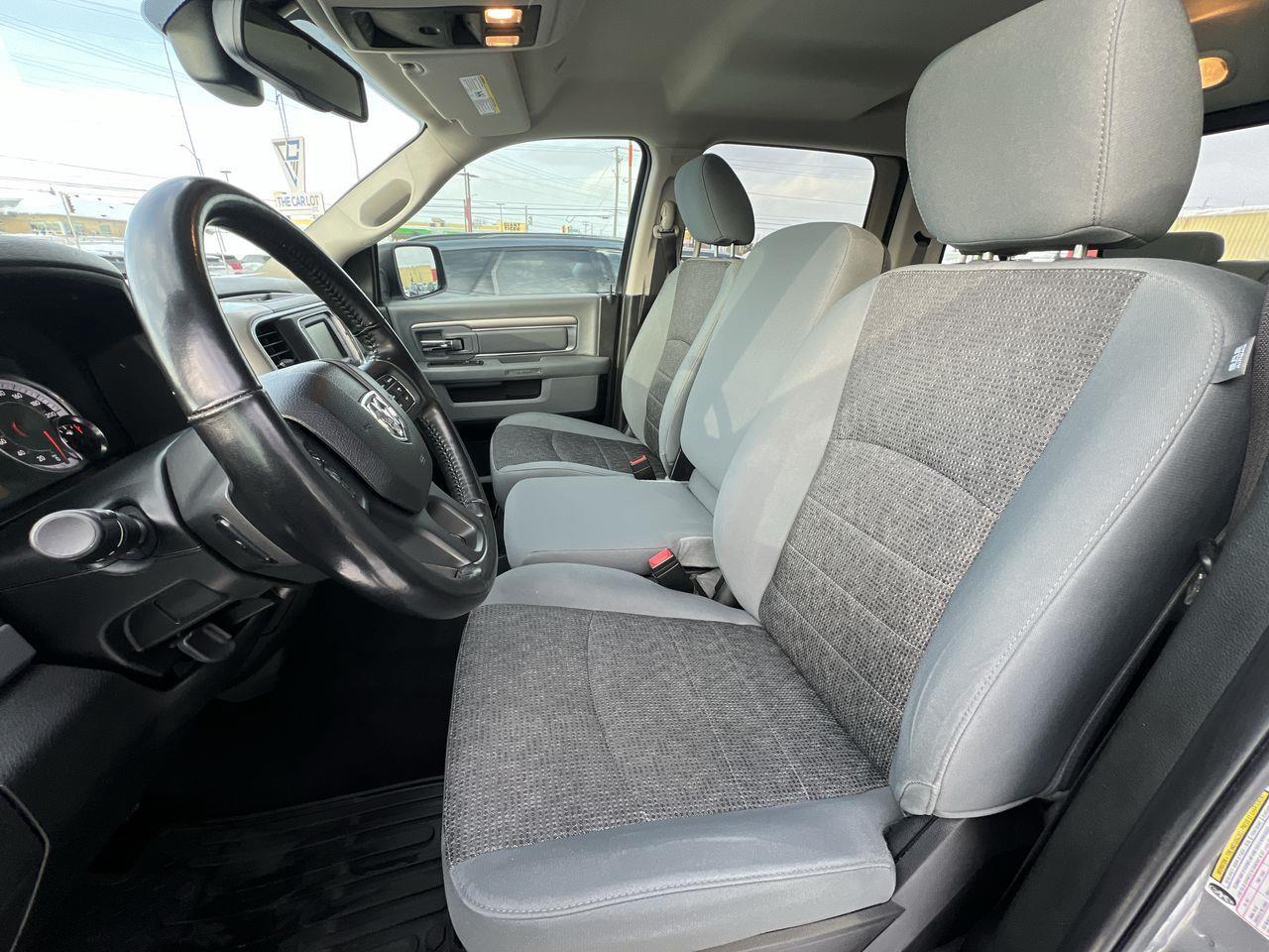 2020 RAM 1500 Classic SLT 4x4, HEATED FRONT SEATS, HEATED STEERING WHEEL, CRUISE CONTROL, BACK UP CAM, RUNNING BOARDS!! Photo