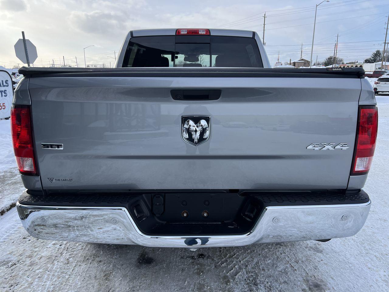 2020 RAM 1500 Classic SLT 4x4, HEATED FRONT SEATS, HEATED STEERING WHEEL, CRUISE CONTROL, BACK UP CAM, RUNNING BOARDS!! Photo