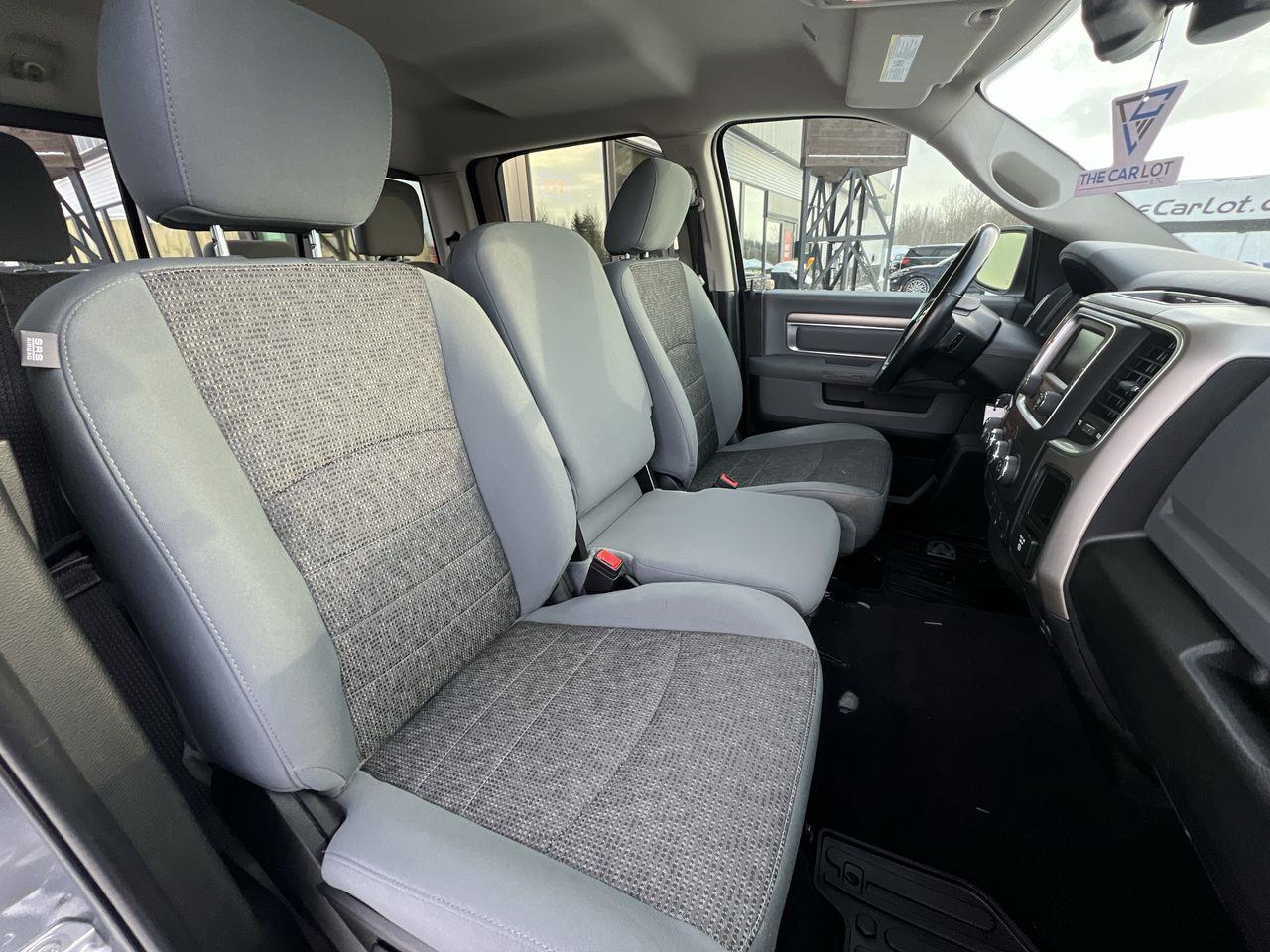 2020 RAM 1500 Classic SLT 4x4, HEATED FRONT SEATS, HEATED STEERING WHEEL, CRUISE CONTROL, BACK UP CAM, RUNNING BOARDS!! Photo