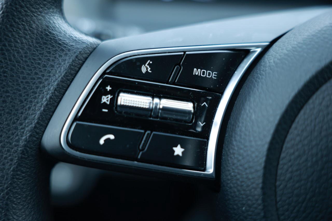 2025 Kia Seltos LX FWD Photo