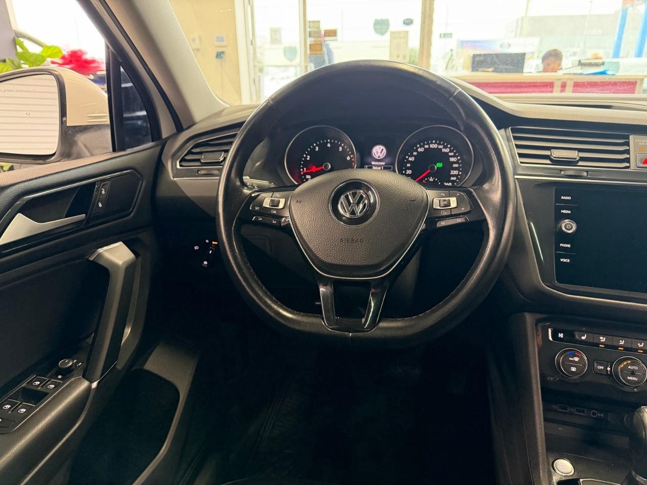 2018 Volkswagen Tiguan SE Photo