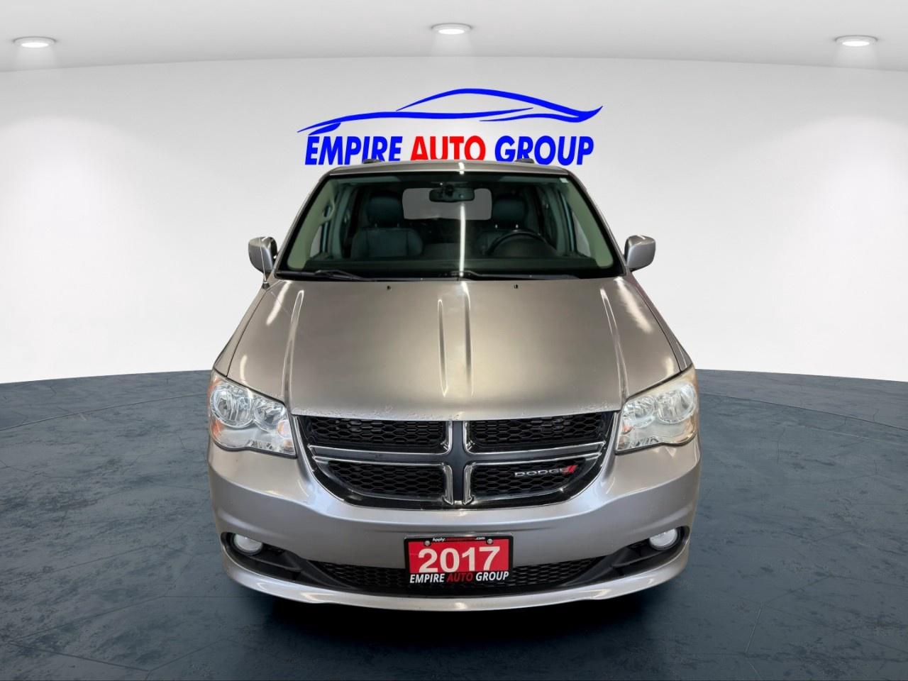 2017 Dodge Grand Caravan Crew Photo