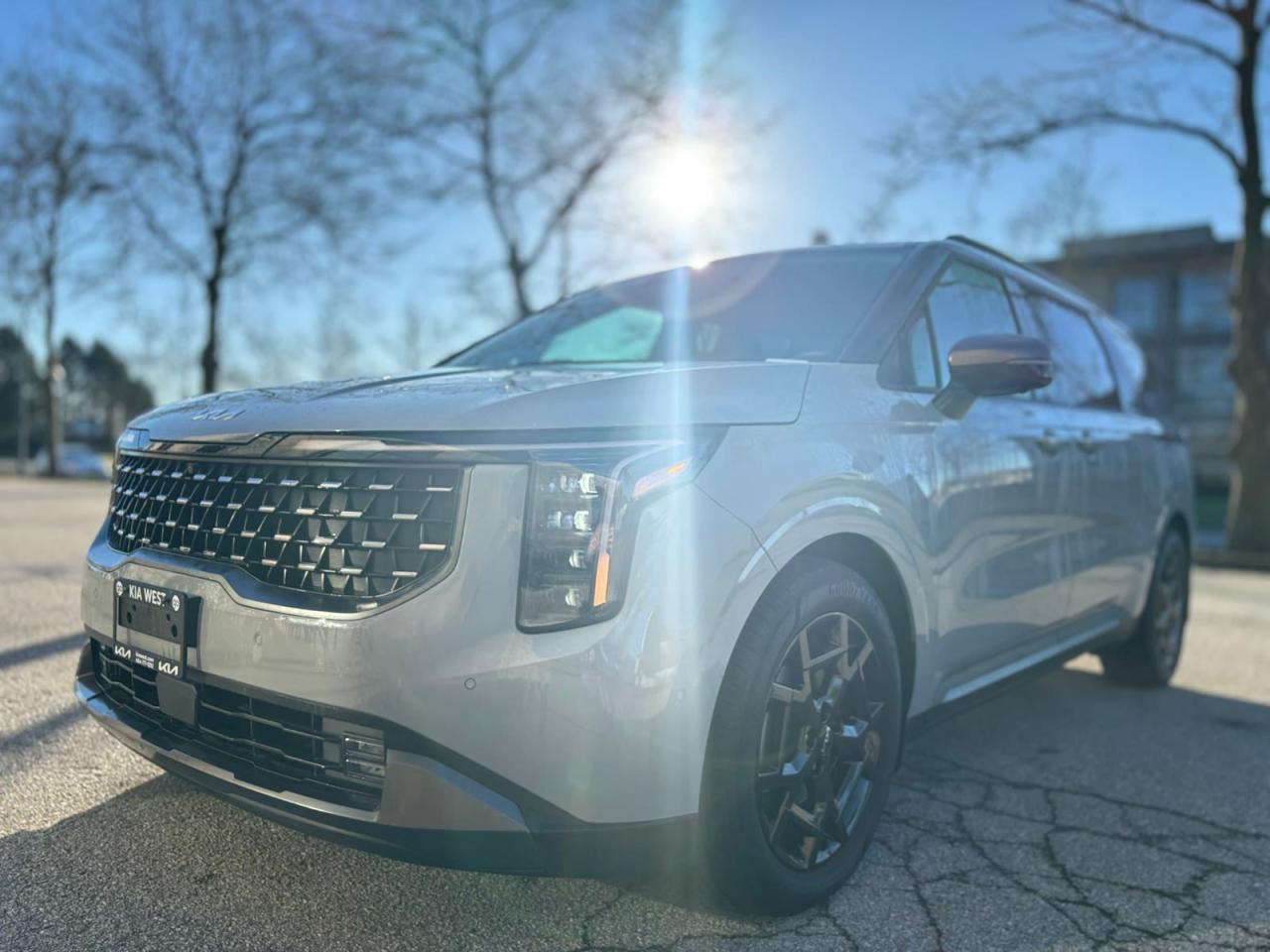 Used 2025 Kia Carnival  for sale in Coquitlam, BC