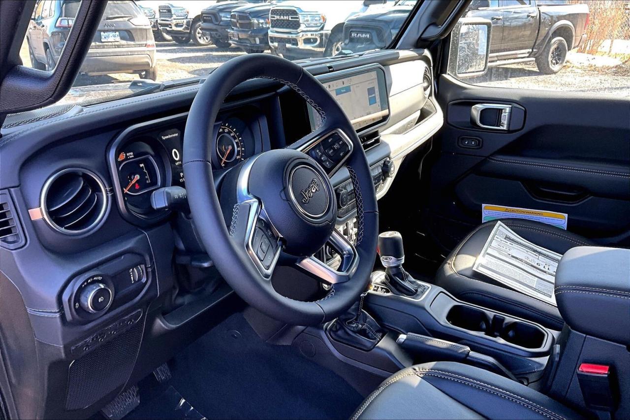 2026 Jeep Wrangler SAHARA 4DR | Sky-Top | Leather | Nav | Htd Seats Photo