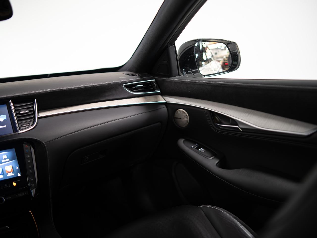 2019 Infiniti QX50 ESSENTIAL | BOSE | CARPLAY | PANO | 20 IN Photo