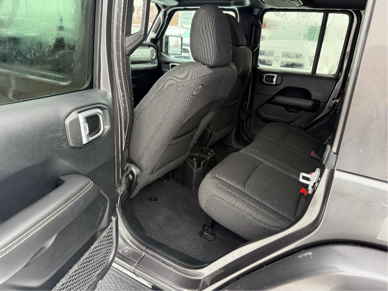 2019 Jeep Wrangler Unlimited Sahara Photo