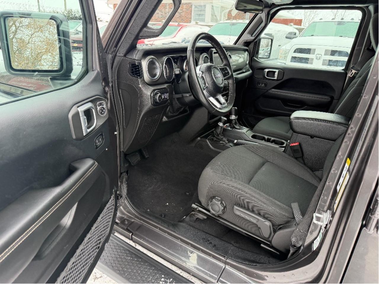 2019 Jeep Wrangler Unlimited Sahara Photo