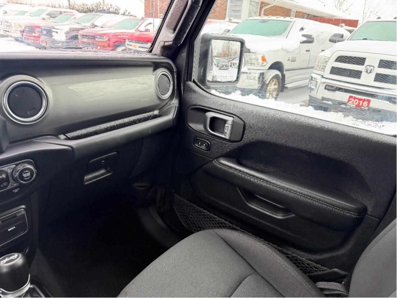 2019 Jeep Wrangler Unlimited Sahara Photo