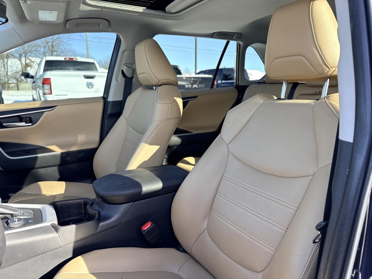 2023 Toyota RAV4 Hybrid Limited AWD | SUNROOF |  PREMIUM AUDIO | Photo