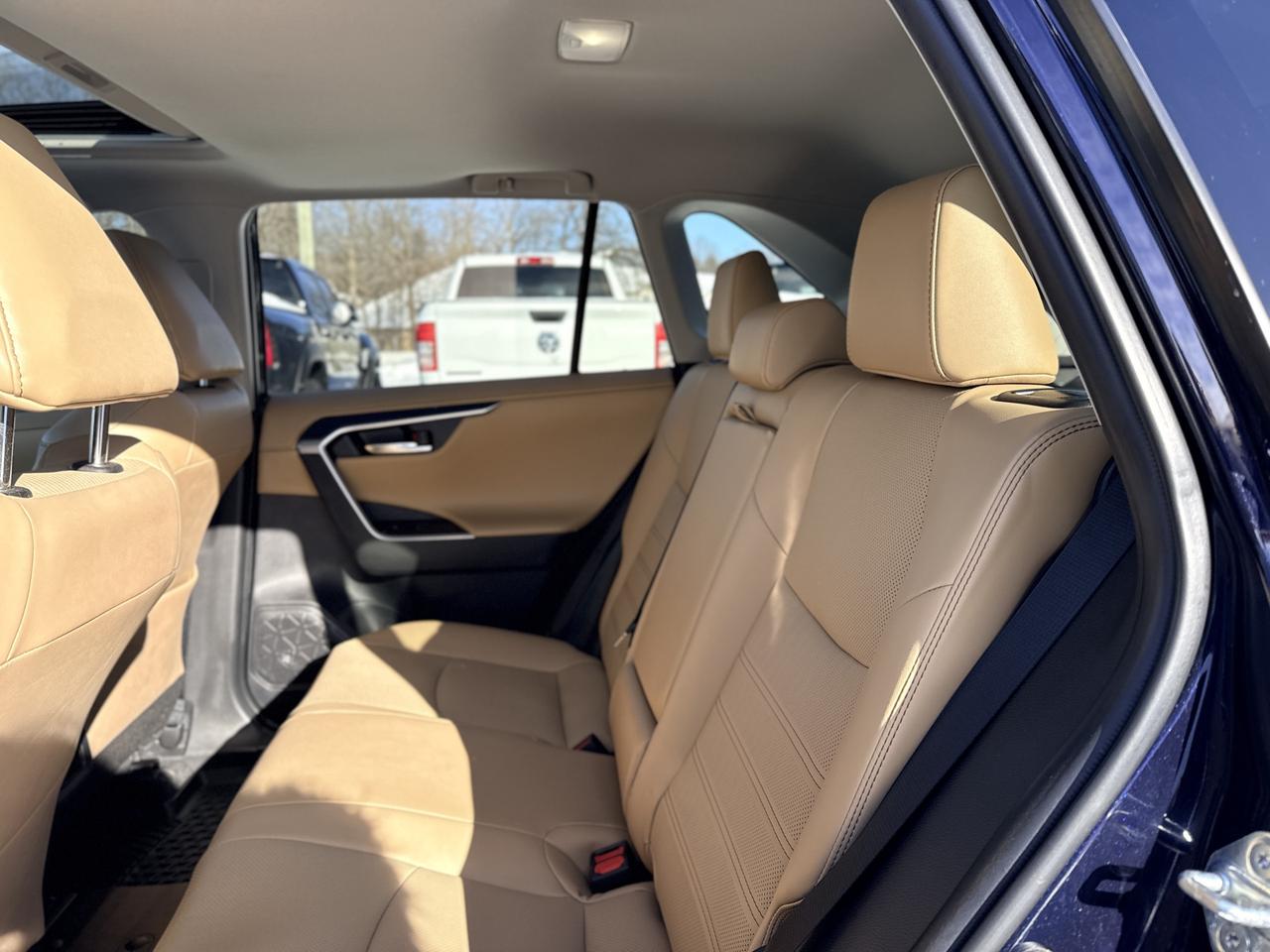2023 Toyota RAV4 Hybrid Limited AWD | SUNROOF |  PREMIUM AUDIO | Photo