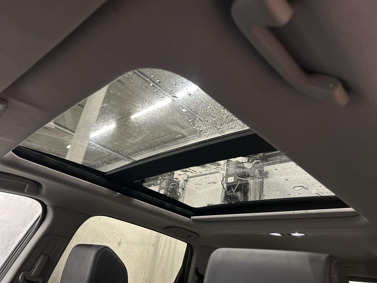 2017 Honda CR-V JUST LANDED Photo2