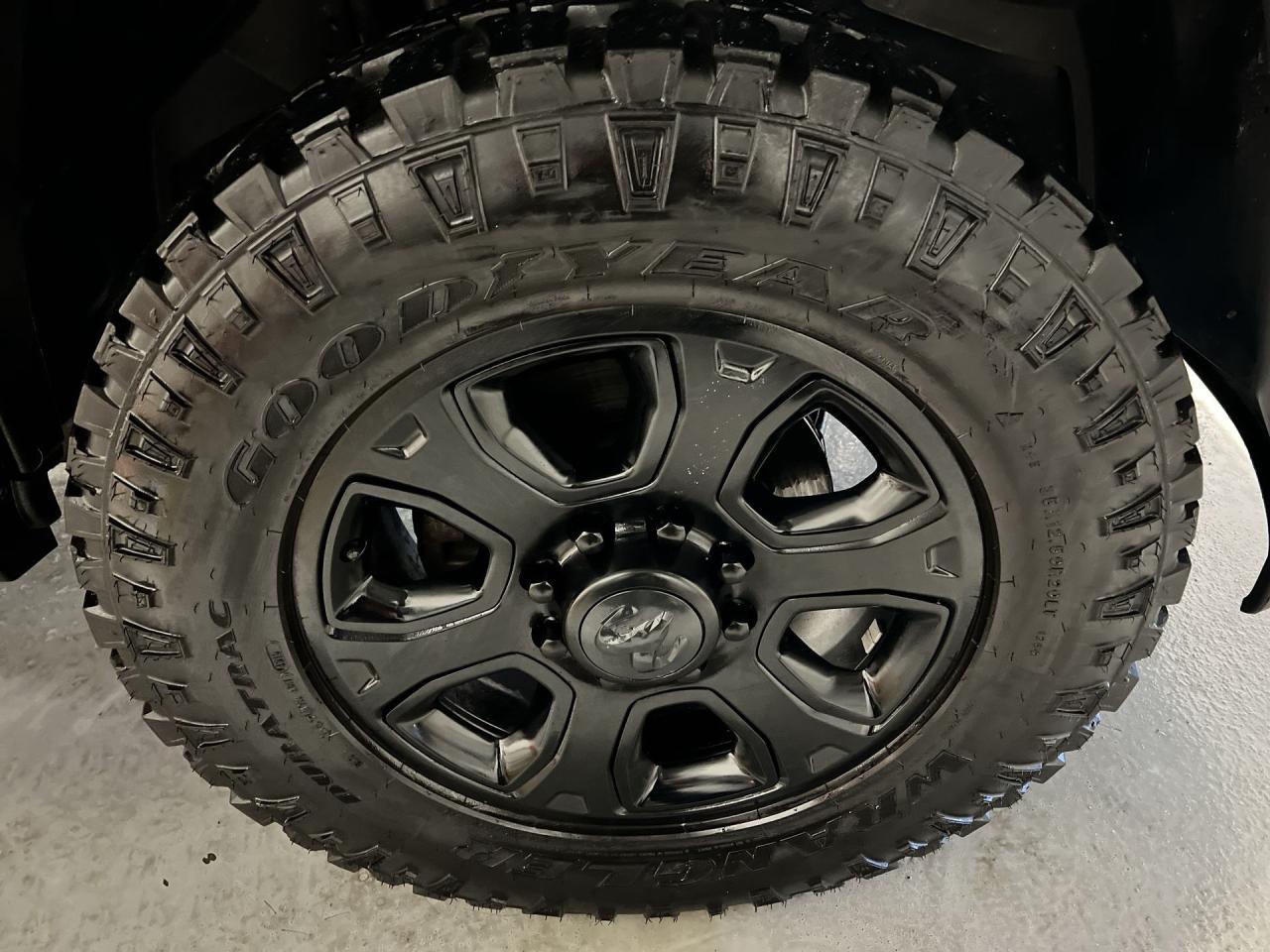 2024 RAM 2500 CREW 4X4 | 6.7L CUMMINS | 8FT BOX | TOW PKG | A/C Photo