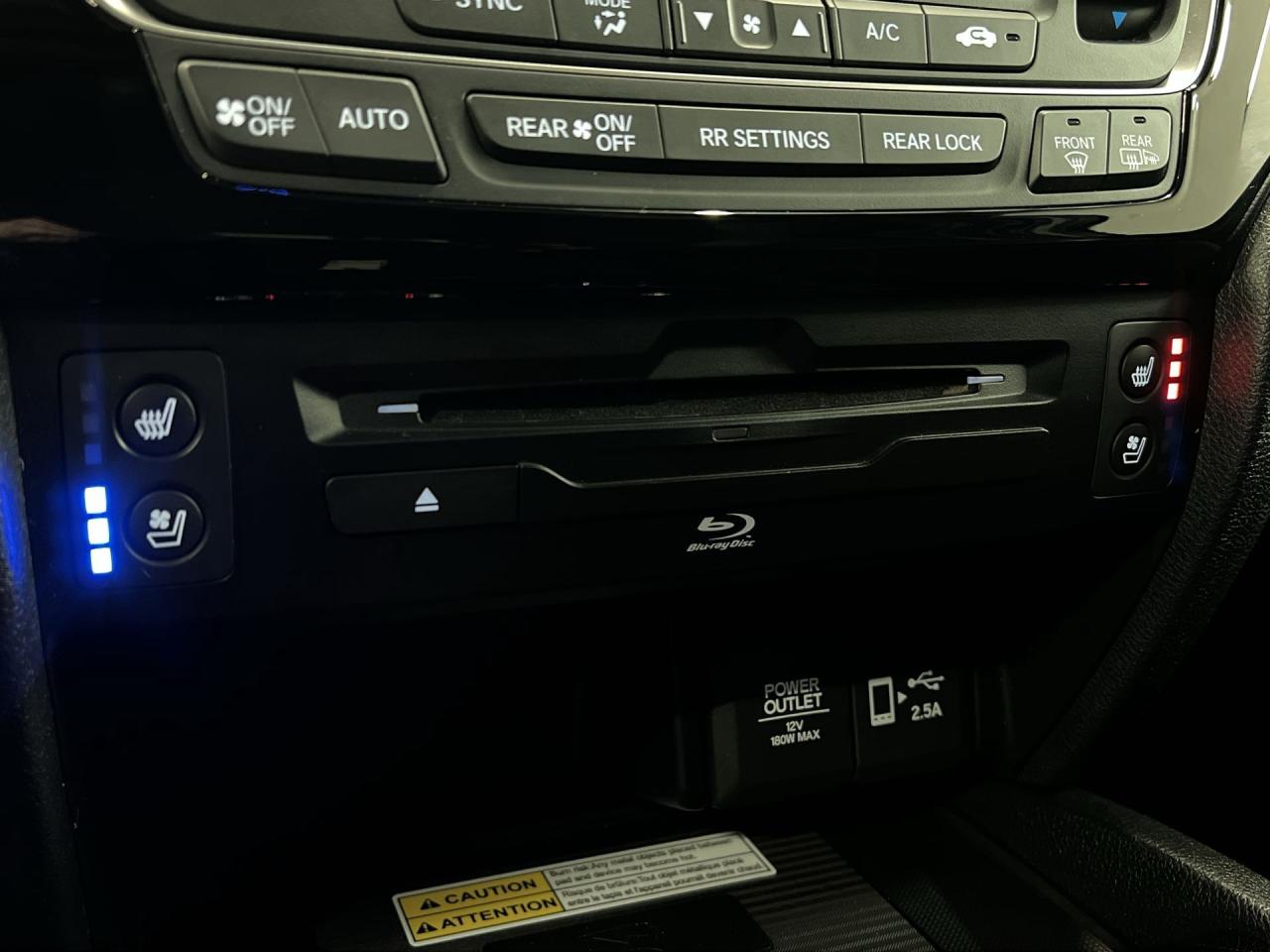 2020 Honda Pilot TOURING AWD | 8-PASS |HTD LEATHER | SUNROOF | DVD Photo