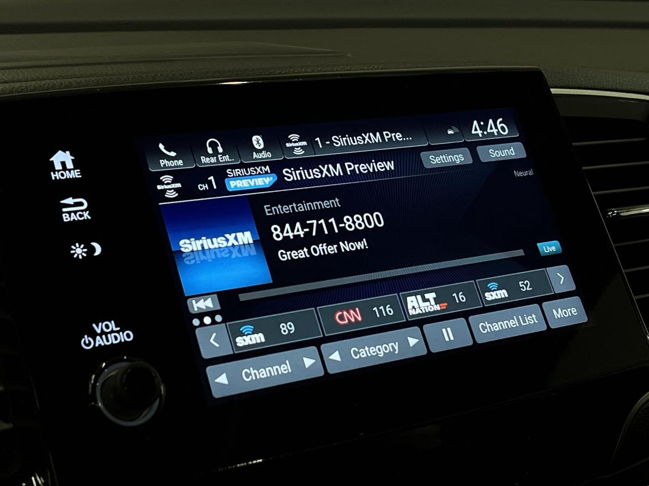 2020 Honda Pilot TOURING AWD | 8-PASS |HTD LEATHER | SUNROOF | DVD Photo