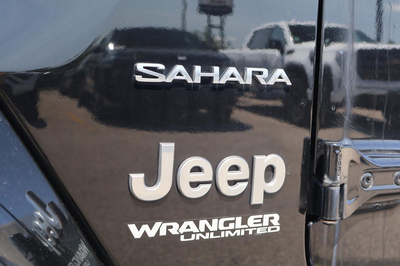 2018 Jeep Wrangler Unlimited Sahara | | Leather Seats | Photo