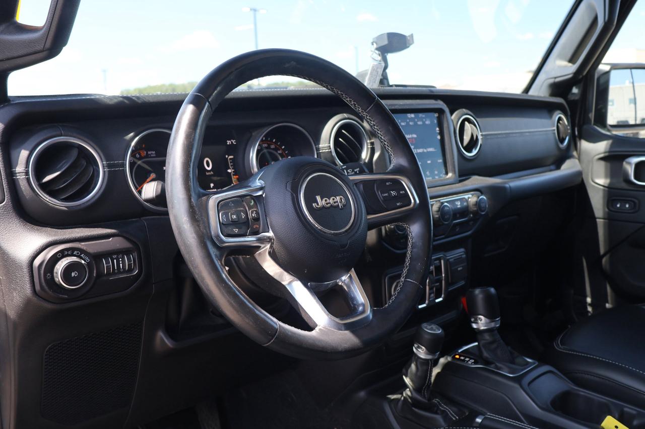 2018 Jeep Wrangler Unlimited Sahara | | Leather Seats | Photo