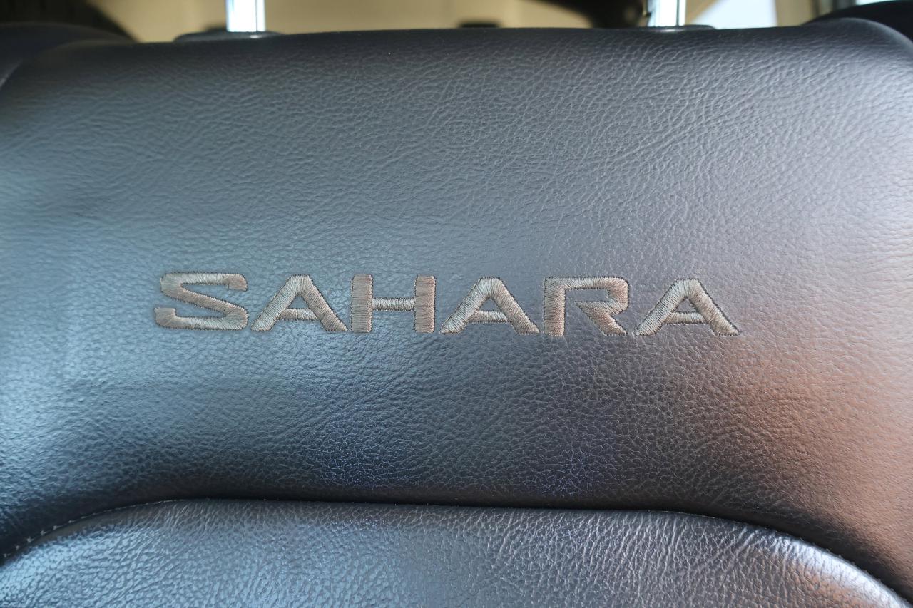 2018 Jeep Wrangler Unlimited Sahara | | Leather Seats | Photo