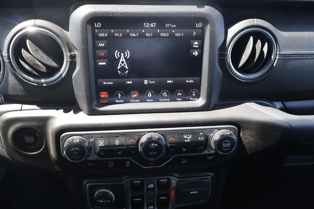 2018 Jeep Wrangler Unlimited Sahara | | Leather Seats | Photo