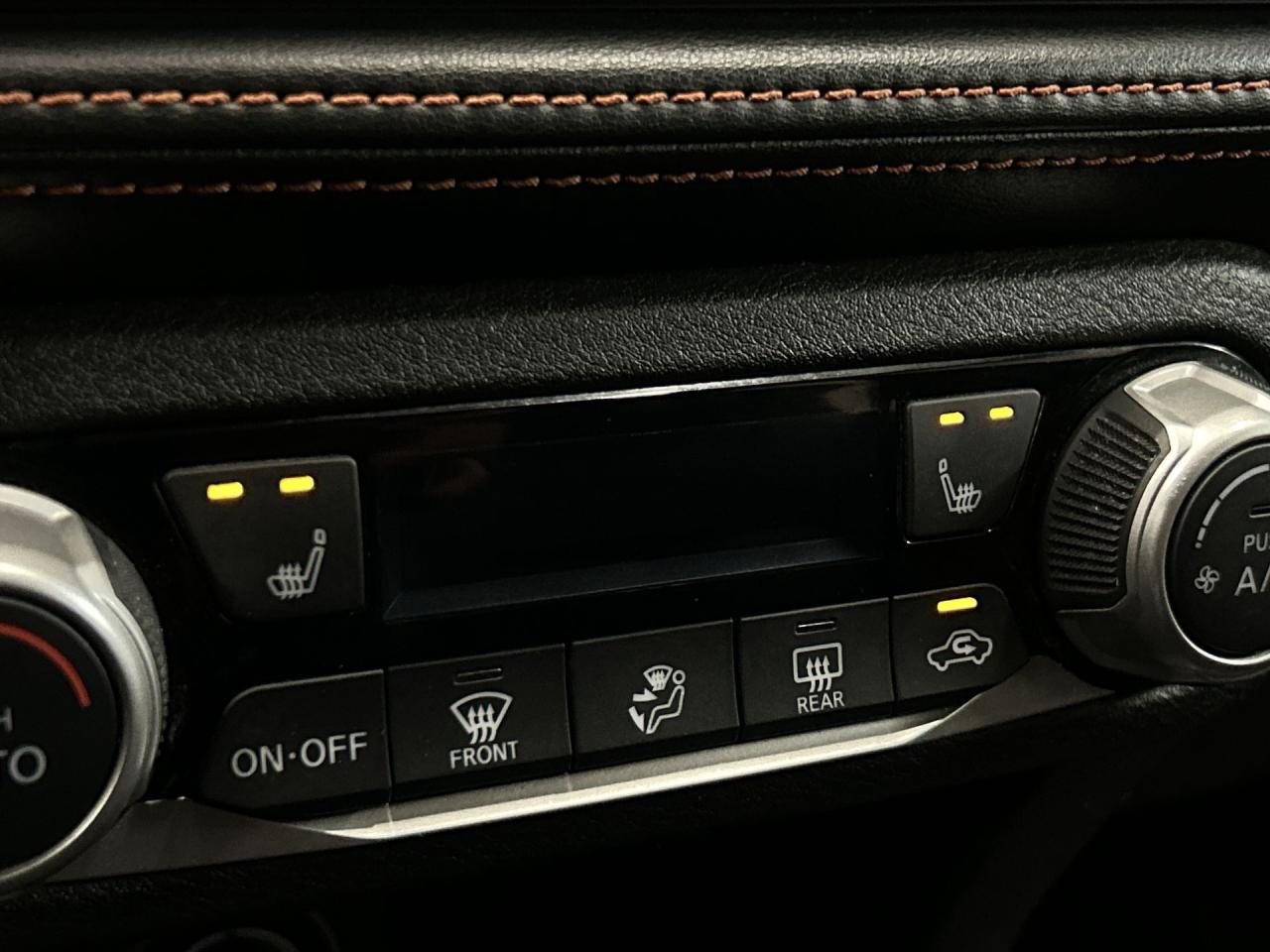 2019 Nissan Kicks SR | ONLY 74,000KMS! | LEATHER | CARPLAY | 360 CAM Photo