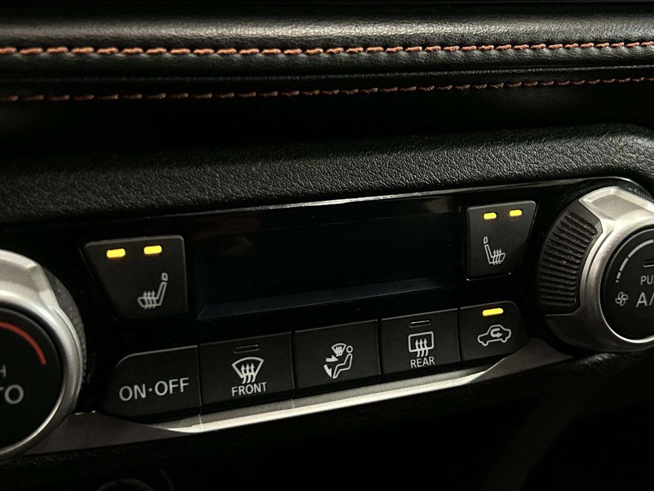2019 Nissan Kicks SR | ONLY 74,000KMS! | LEATHER | CARPLAY | 360 CAM Photo