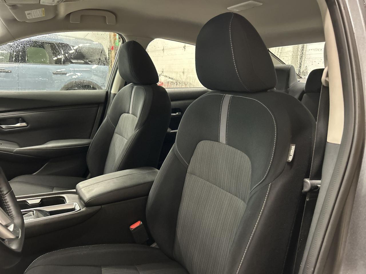 2020 Nissan Sentra SV | HTD SEATS | CARPLAY | REMOTE START | ALLOYS Photo