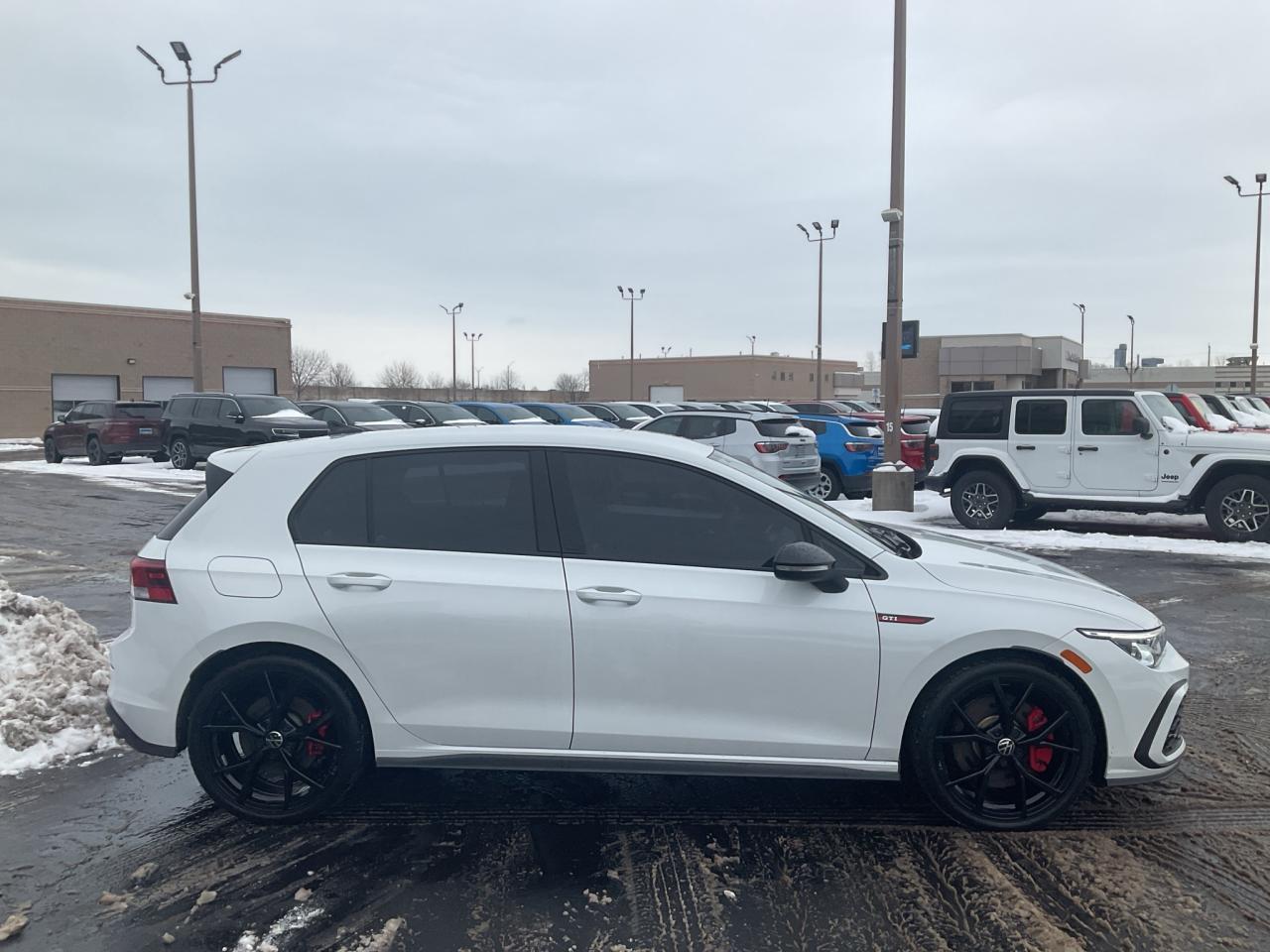 2024 Volkswagen Golf GTI GTI 380 AUTOBAHN MANUAL / FINAL YEAR OF 6SPEED Photo3