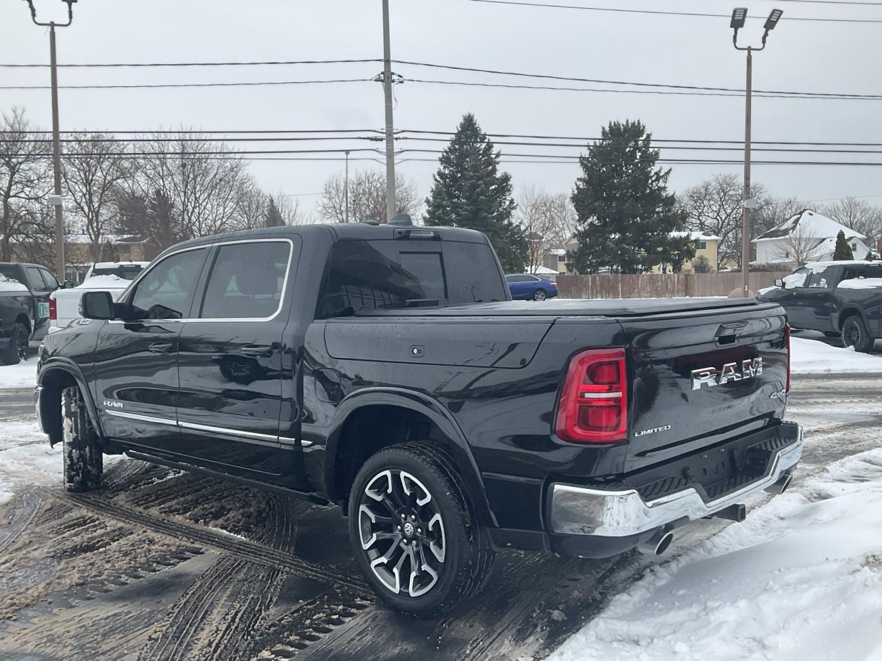 2025 RAM 1500 NAV / H.U.D. / TRAILER BRAKE / PANORAMIC SUNROOF Photo