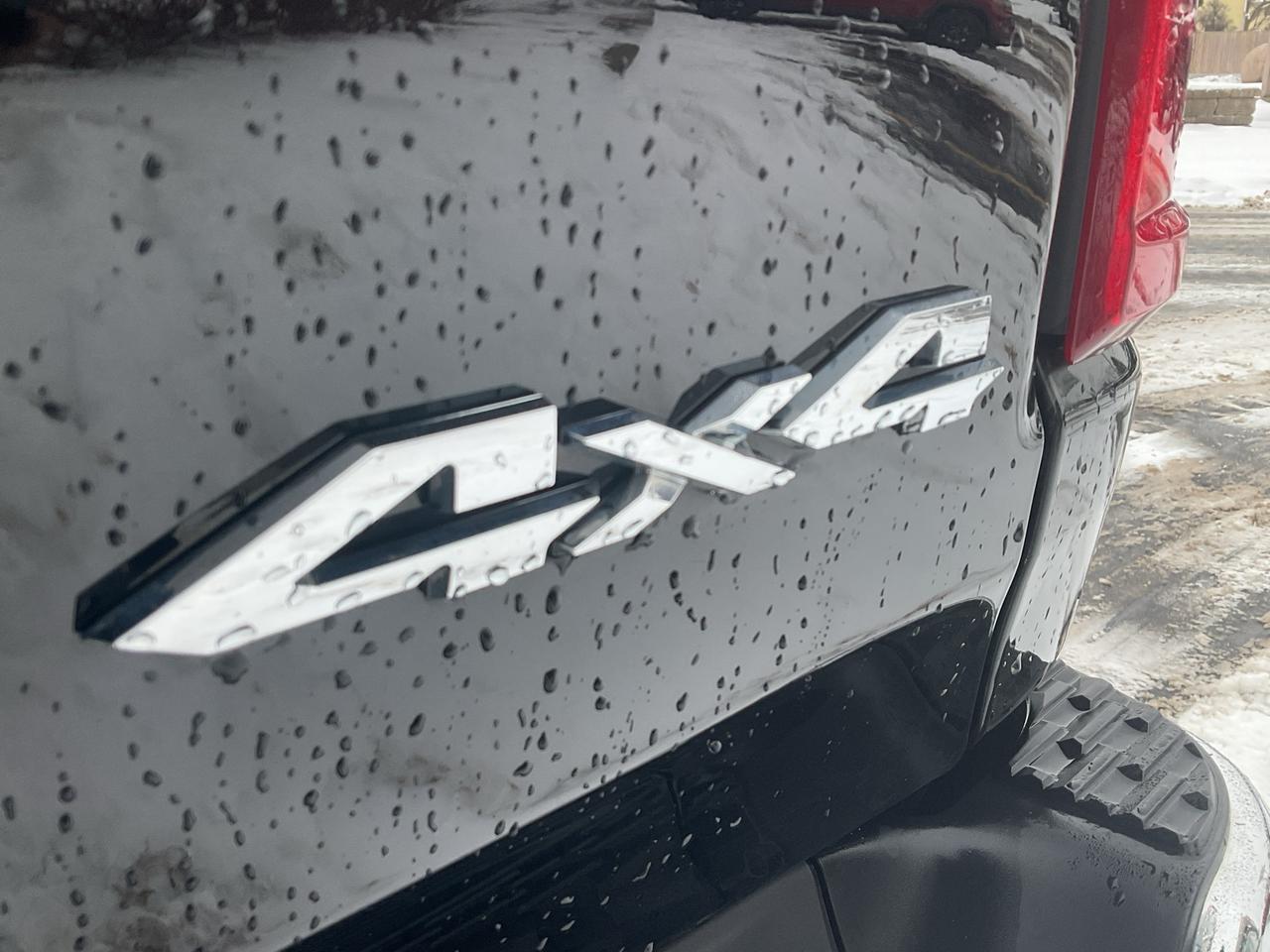 2025 RAM 1500 NAV / H.U.D. / TRAILER BRAKE / PANORAMIC SUNROOF Photo