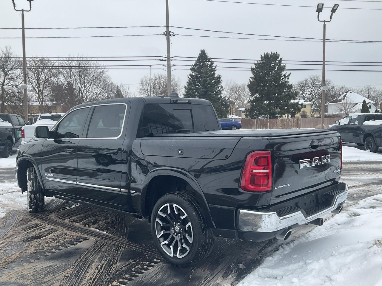2025 RAM 1500 NAV / H.U.D. / TRAILER BRAKE / PANORAMIC SUNROOF Photo