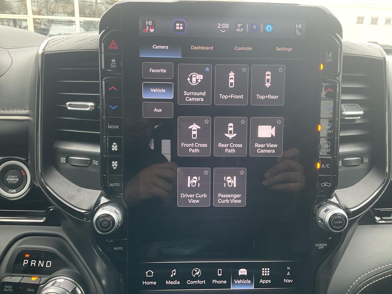 2025 RAM 1500 NAV / H.U.D. / TRAILER BRAKE / PANORAMIC SUNROOF Photo